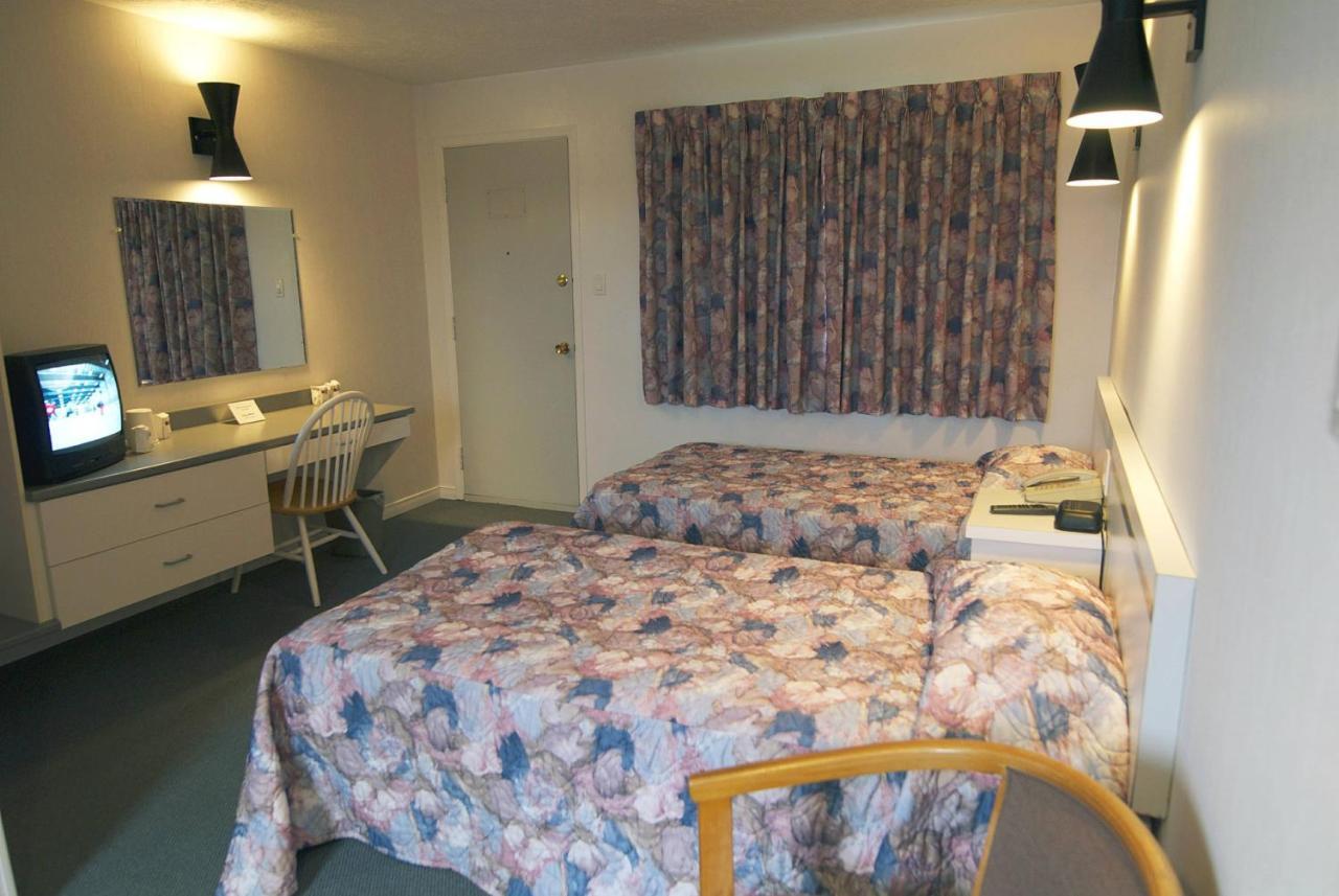 Daigle'S Motel Saint Leonard Номер фото